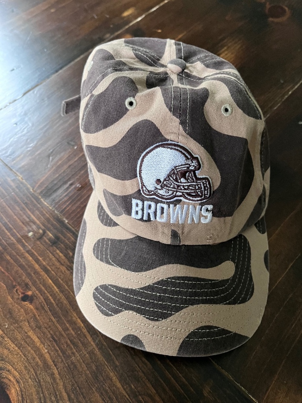 ’47 Cleveland Browns Camouflage Hat NFL Football Official Licensed hat Woman’s